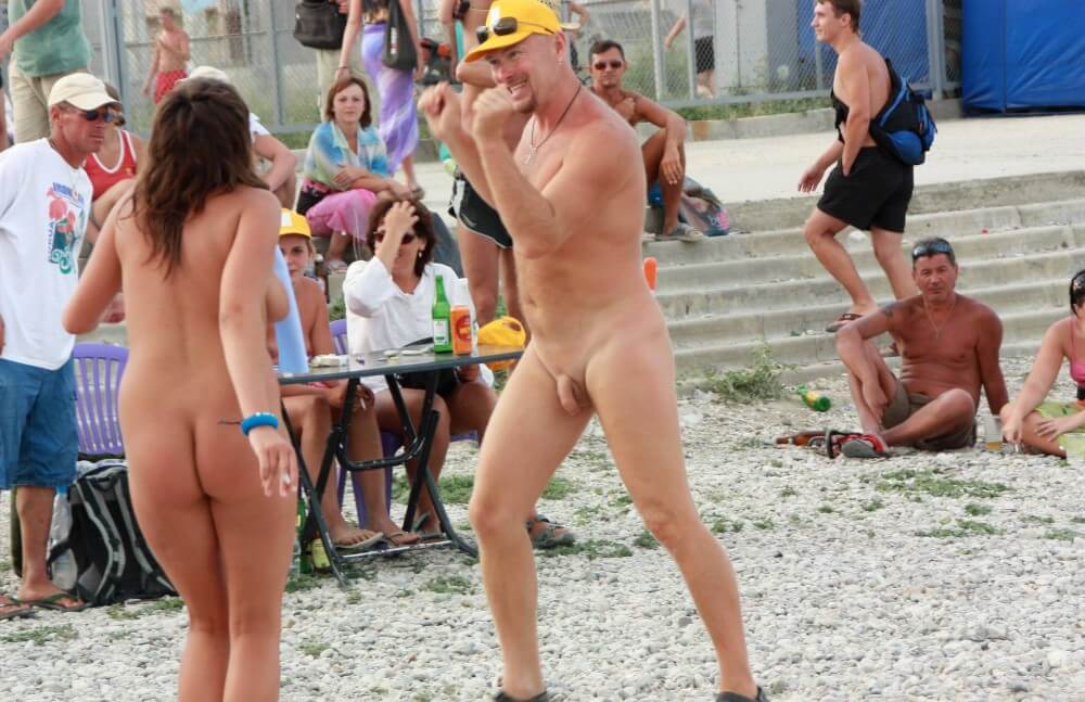 Pics Neptune Beach Cleanup - Naturism and Environmental Awareness