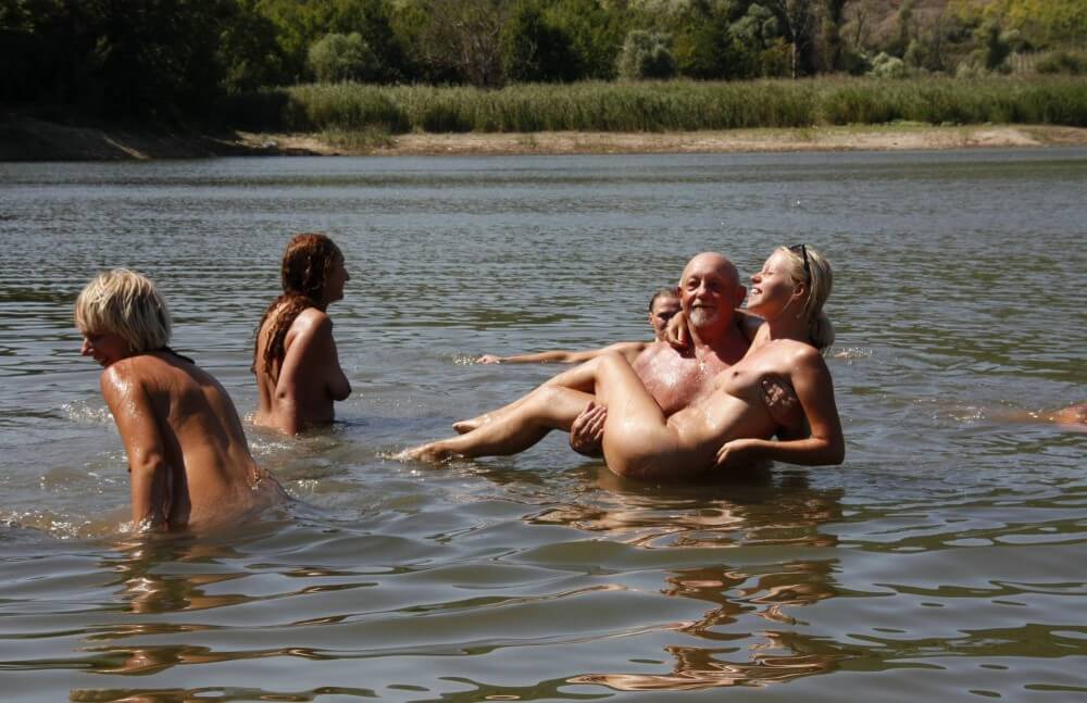 Naturist Family Event # 25 - The Impact of Naturism on Physical and Psycho-Emotional Health