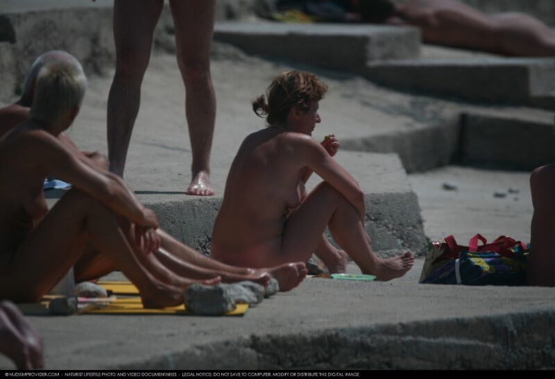 Nudist Rocky Family Angle gallery - Travel with elements of naturism