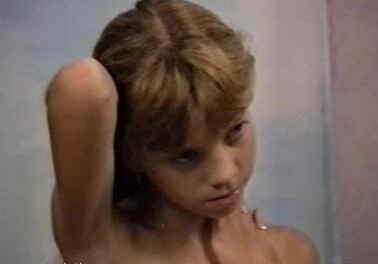 Naturistin: Julia Akt Dessous - Peace and tranquility are important values for advocates of naturism and nudism