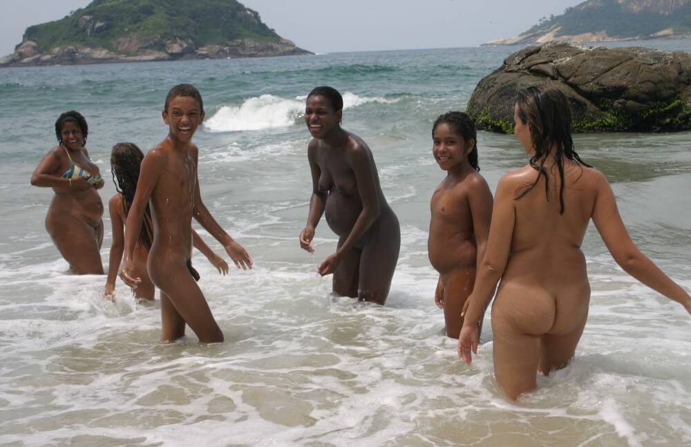 Brazils Endless Water Fun pics - People find in this a way to understand that the naked body is part of nature and its beauty
