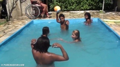 Oceanic Backyard Noon # 1 Full HD - Freedom of choice and honesty are key ideas in naturism and nudism
