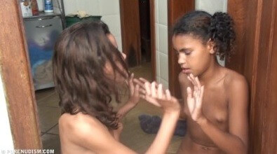 Fun Tropical Activity 1 Full HD video - Nudism helps overcome complexes and fears