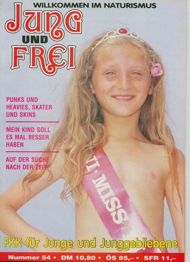 Jung und Frei Nr 54 - The idea of being naked is good