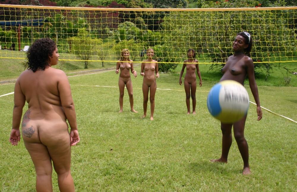 Brazilian Outdoor Sports photos - Naturalness and freedom go hand in hand with naturism