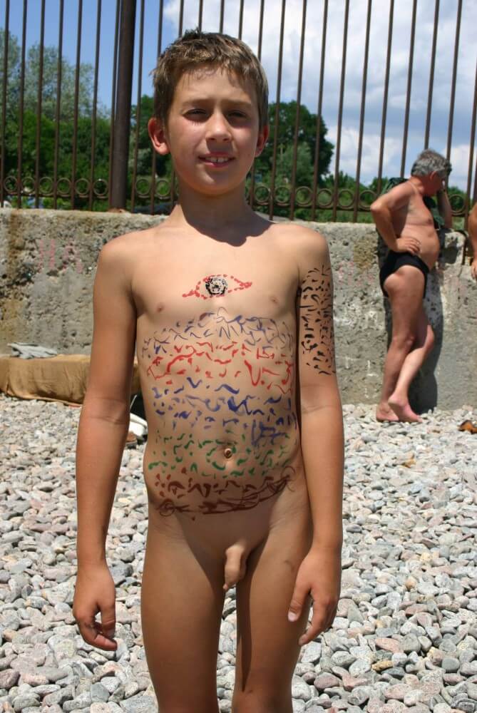 Father and Daughter Painted pics - Nudity promotes inner harmony and peace of mind