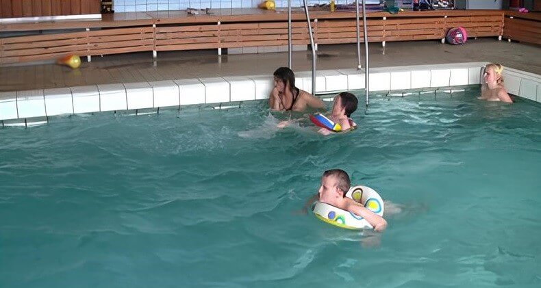 Swimming center club Full HD - Naturism and nudism as a philosophy of respect for oneself and the world around us