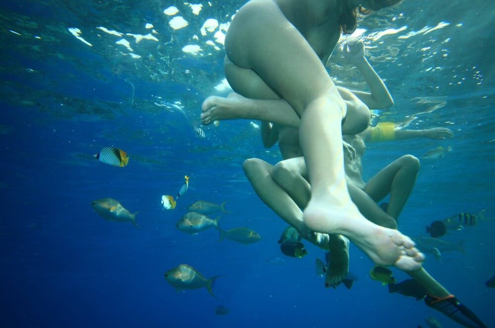 Egyptian Snorkelers Part - The practice of nudity within a community