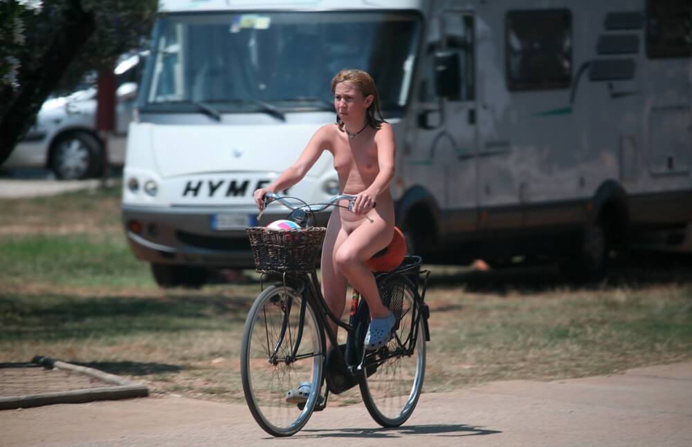 Leaving the Outdoor Site pics - Nudism helps overcome complexes and fears