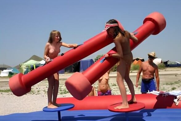 Premium Content # 32 - Freedom and harmony in the practice of nudism and the naturist movement
