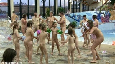 Aqua extravaganza 1 Full HD - Many see bodily freedom as an important value