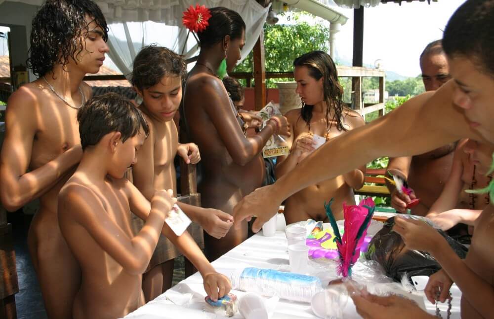 Brazilian Sunshine Beauty photos - Many naked men and women