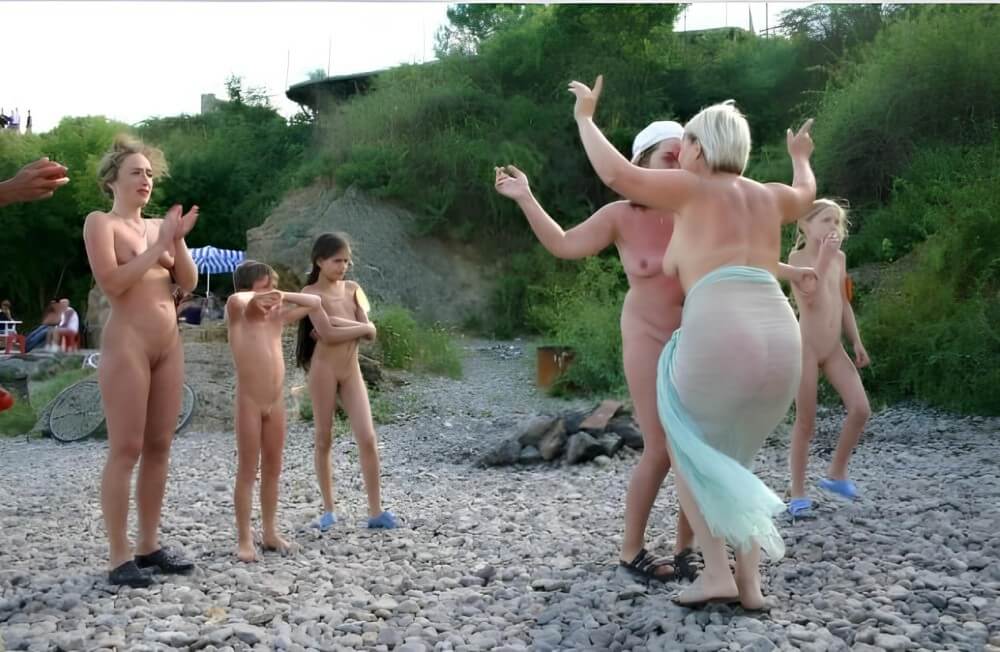Dances on a beach pics - Differences between nudists and naturists