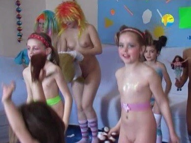 Naturism Freedom: Disco - What the Concept of Naturist Recreation Entails