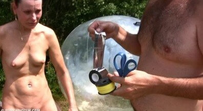 Daytime family picnic # 1 - These movements promote an open attitude toward nudity without sexual connotations