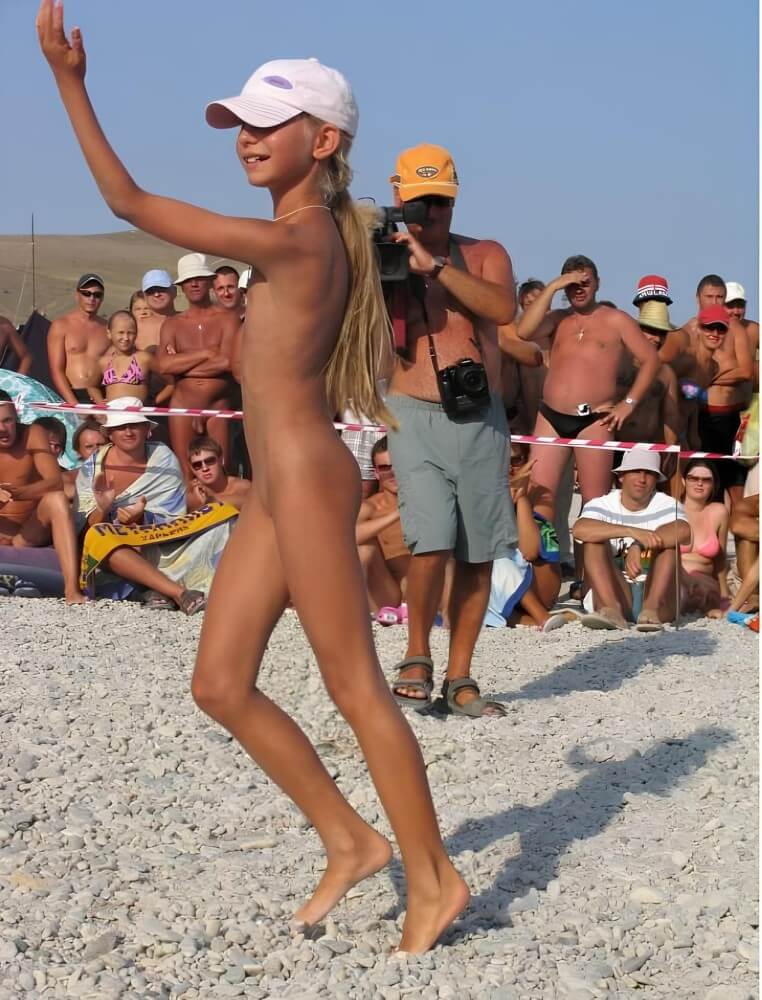 Holiday of the Neptune photos - Naturism is about peace and tranquility