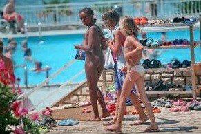 Water Locations Photo Set 13 - Nudism teaches us to appreciate the present and be honest