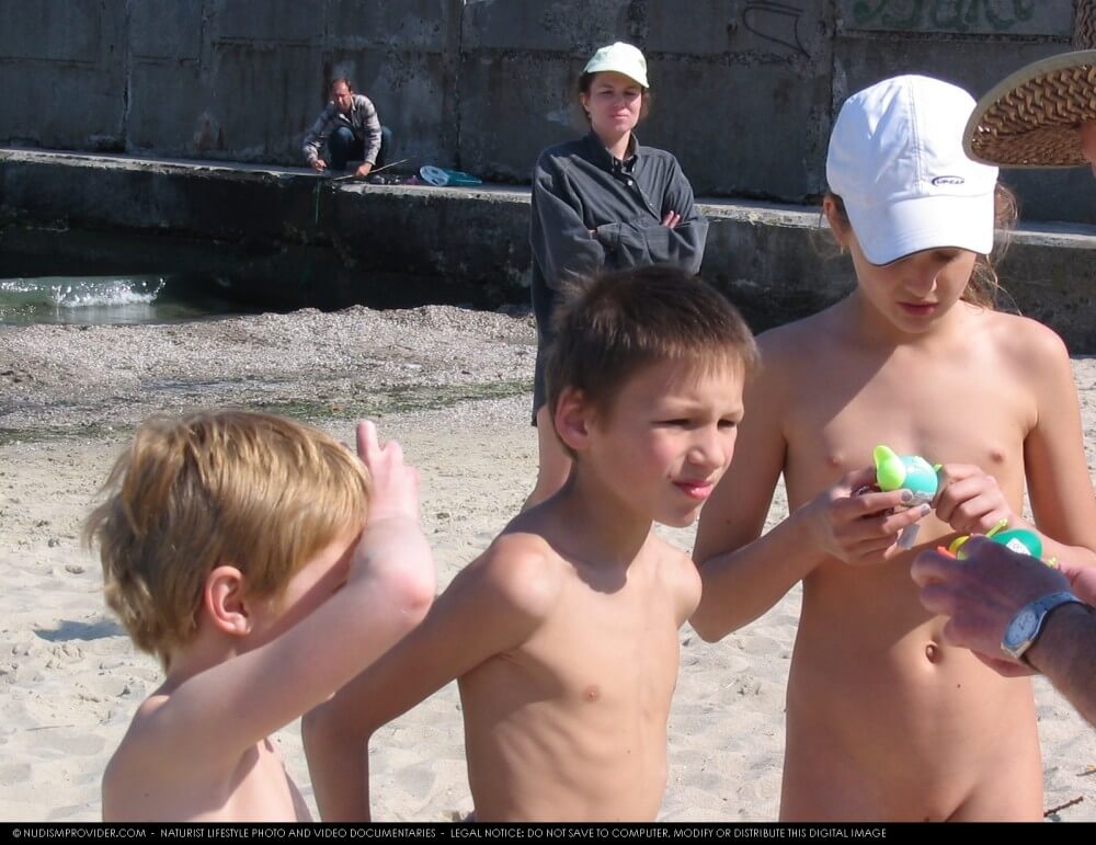 Premium Content # 28 - Freedom and naturalness are the core principles of naturism and nudism