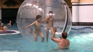 Aquatic Park Zone 1 - Nudism and natural harmony